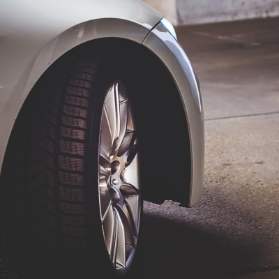 Μεταχειρισμένα ελαστικά ή καινούργια κινέζικα; Τι είναι καλύτερο