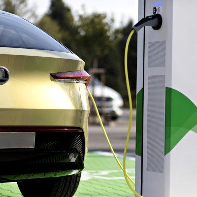 Ακόμα περισσότερα εκατομμύρια ευρώ για επιδοτήσεις ηλεκτρικών αυτοκινήτων