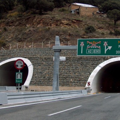 Έβαλαν ρομπότ στις σήραγγες της Εγνατίας Οδού