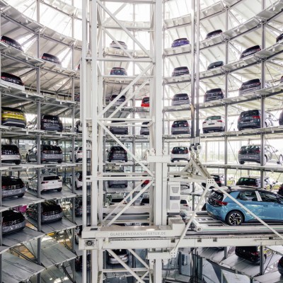 Πόσα νέα αυτοκίνητα κυκλοφόρησαν μέσα σ’ ένα 3μηνο σε όλο τον κόσμο;