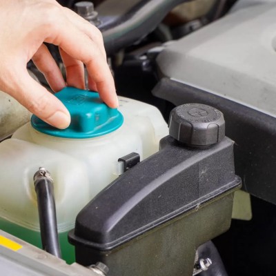 Ψυγείο αυτοκινήτου: Κάθε πότε πρέπει να αλλάζω το  ψυκτικό υγρό;