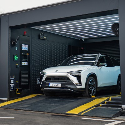 Ηλεκτρικά αυτοκίνητα αλλάζουν μπαταρία σε 3 λεπτά!