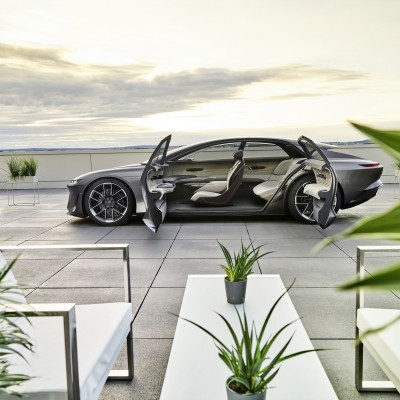 Στην Ελλάδα το εντυπωσιακό Audi Grandsphere - Πώς θα βρεθείς στο τιμόνι του;