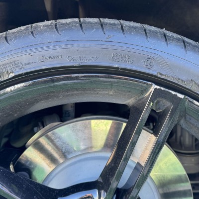 Χτύπησες τη ζάντα στο αυτοκίνητο; Πως φτιάχνεται χωρίς να δώσεις μια περιουσία