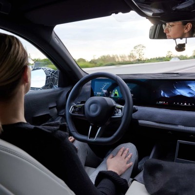 Ξεχάστε τα χέρια, έρχεται η οδήγηση με τα μάτια – Η εταιρεία που θα το εφαρμόσει πρώτη