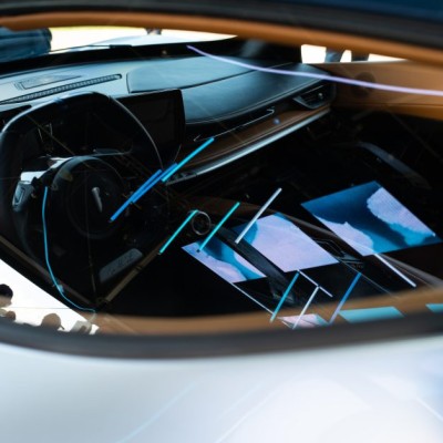 Οι συνδρομητικές υπηρεσίες ήρθαν στα αυτοκίνητα – Ετοιμαστείτε…