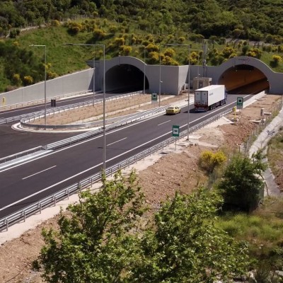 Η νέα δίδυμη σήραγγα της Ελλάδας – Έχει μήκος 2.200 μέτρα