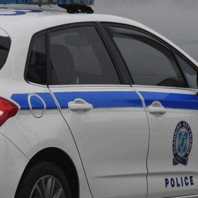 Αστυνομικοί μετέφεραν ναρκωτικά σε περιπολικό – Δείτε πώς τους έπιασαν