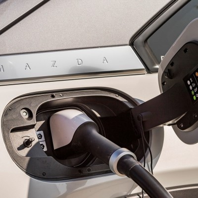 Μπορώ να φορτίσω ένα αυτοκίνητο plug in hybrid σε ταχυφορτιστή DC;