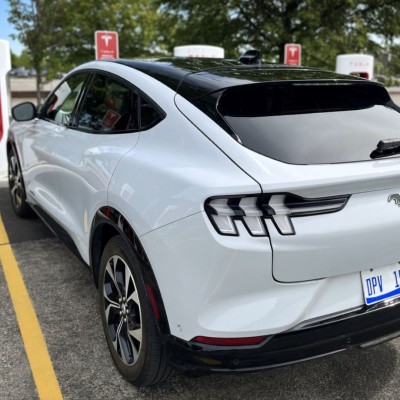 Ελλάδα - Η Tesla άνοιξε τους φορτιστές για όλους! Πόσο πληρώνεις, ποια σημεία αφορά;