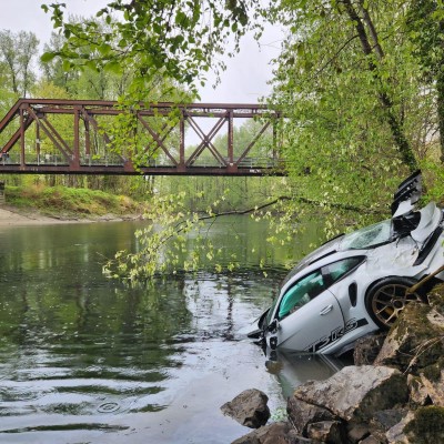 Αγόρασε την καλύτερη Porsche και τη διέλυσε σε 24 ώρες! [δείτε εικόνες]