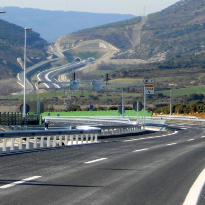 Ο νέος δρόμος της Ελλάδας με τις 7 γέφυρες – Συνδέει Λαμία με Αντίρριο σε 90 λεπτά