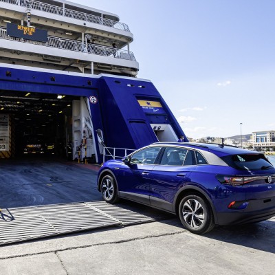 Η φωτιά στα ηλεκτρικά σβήνει με 10ευρα