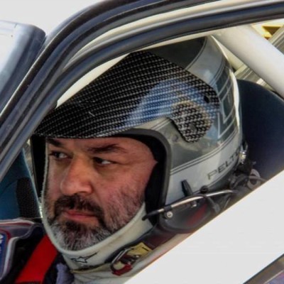 Ποιος είναι ο Έλληνας Πρωταθλητής που αγοράζει την ΑΕΚ!