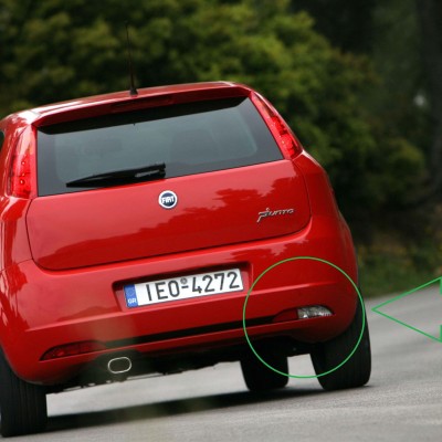 Γιατί κάποια αυτοκίνητα έχουν ένα φως στην όπισθεν;