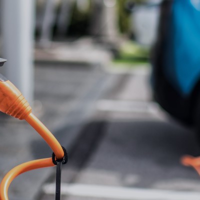 Αγοράζω ηλεκτρικό αυτοκίνητο – Τι καλώδια πρέπει να πάρω;