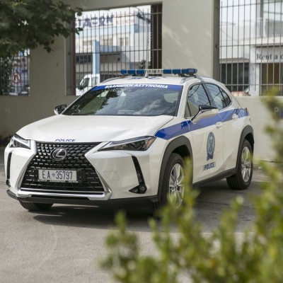 Η αστυνομία πήρε περιπολικό Lexus – Σε ποιον Δήμο κυκλοφορεί