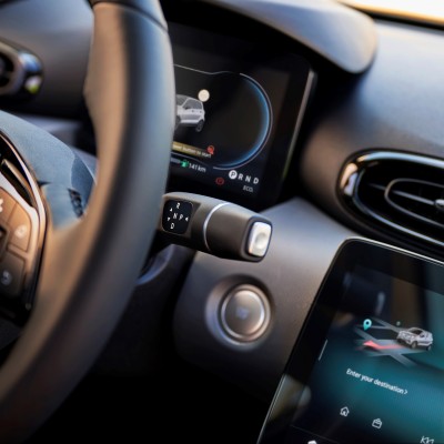 Πώς γίνεται; Αυτοκίνητο με τιμή 4.900 ευρώ στην Ιταλία, κοστίζει 15.900 ευρώ στην Ελλάδα