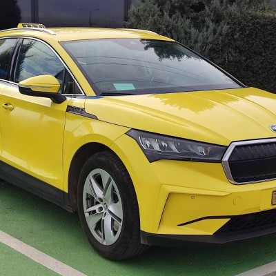 Νέος φορτιστής για TAXI στον Πειραιά - Με πιστοποίηση από την Porsche