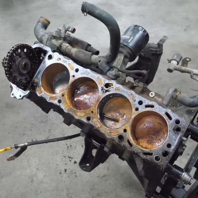 Video: Έβαλε νερό βρύσης σε κινητήρα Nissan - Δείτε τι έπαθε το μοτέρ