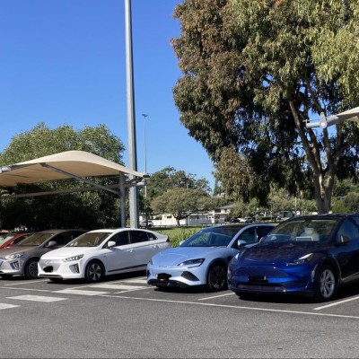 Ευρώπη: Η χώρα με πληθυσμό σαν την Ελλάδα – Πούλησε 96.000 ηλεκτρικά σε 9 μήνες