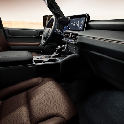 Το SUV της Toyota με τιμή 120.170 ευρώ - Το αγόρασαν 5 Έλληνες τον Οκτώβριο