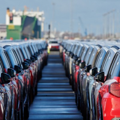 Οι κινητήρες βενζίνης δεν θα πεθάνουν τόσο εύκολα - Τι ζητά το μεγαλύτερο κόμμα της ΕΕ