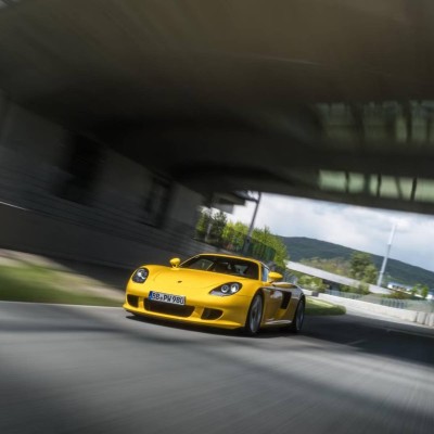 Δες τι έκανε η Porsche Carrera GT στο Nurburgring με μια τετράδα νέα ελαστικά! [video]
