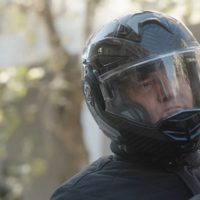 Πρωταγωνιστής σε video o Άδωνις Γεωργιάδης – Έβαλε το μαύρο κράνος