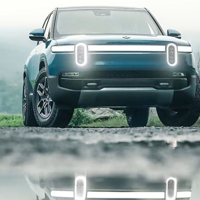 Βραχυκύκλωσε ηλεκτρικό αυτοκίνητο – Γυναίκα έμεινε κλεισμένη μέσα 45 λεπτά