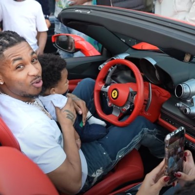 Παιδί ενός έτους απέκτησε Ferrari F8 Tributo – Δώρο από τον πατέρα του