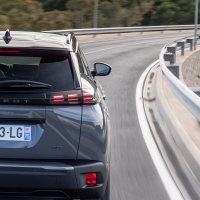 Μεγάλη έκπτωση για το υβριδικό SUV της Peugeot – Αυτή είναι η νέα τιμή