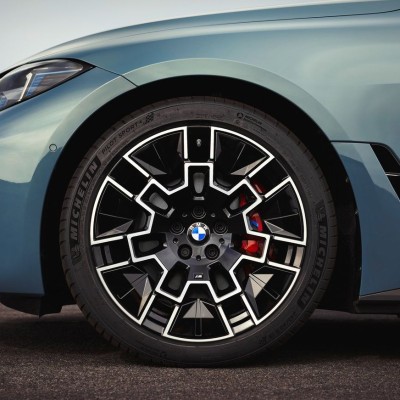 Η ιστορική επιτυχία της BMW – Το ηλεκτρικό αυτοκίνητο που έφτασε στην κορυφή