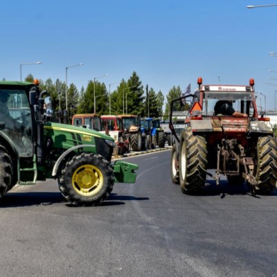 Κλείνουν τους δρόμους οι αγρότες – Τα 18 μπλόκα στην Ελλάδα