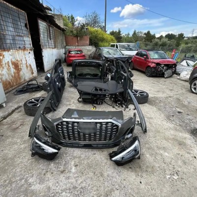 Ελλάδα: Βρήκαν τα 22 κλεμμένα Audi, BMW και Peugeot – Σε ποια περιοχή τα έκρυβαν [video]