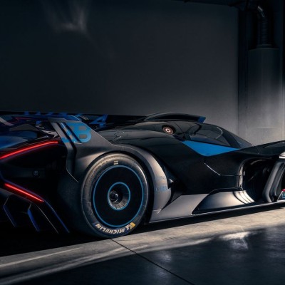 Ελαστικά σε supercar κοστίζουν 8.000 – Και αντέχουν για 60 km