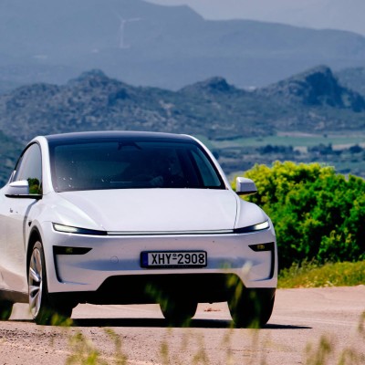 Tesla: Τι συμβαίνει με τις πωλήσεις στην Ευρώπη; Ανεβαίνουν ή πέφτουν;
