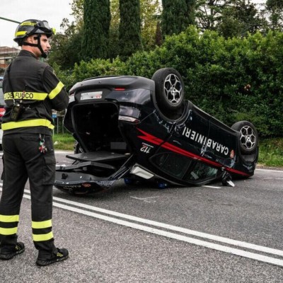Οι Carabinieri αντιδρούν για την Alfa Romeo Tonale!