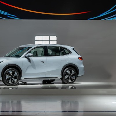 Αυτό είναι το νέο SUV που πήρε πινακίδες στην Ελλάδα – Ποια είναι η τιμή του