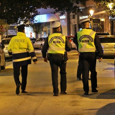 Τον έπιασαν μεθυσμένο στο Ψυχικό – Τους έβρισε, έφυγε και τους κατήγγειλε