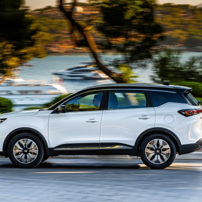 Η νέα κινεζική μάρκα που πούλησε 204 αυτοκίνητα σε ένα μήνα στην Ελλάδα – Με τιμές από 22.990 ευρώ