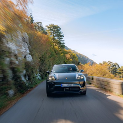 Θαύμα από την Porsche - Το ηλεκτρικό που έπιασε το μαγικό ποσοστό του 60%!