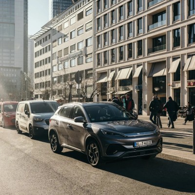 Εσύ τρακάρεις στο παρκάρισμα, η BYD πληρώνει – Τι ανακοίνωσαν οι Κινέζοι;