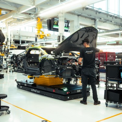 Δε θα πιστέψετε πόσα αυτοκίνητα πούλησε η Lamborghini σε έξι μήνες