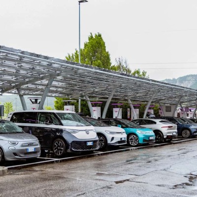 Ανατροπή με τα ηλεκτρικά στην Ευρώπη – Δείτε πού πήγαν οι πωλήσεις τους