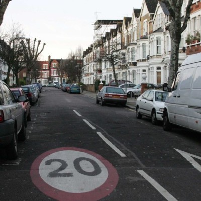 Διάσημος ηθοποιός έχασε το δίπλωμα για 6 μήνες – Έκανε την ίδια παράβαση 4 φορές