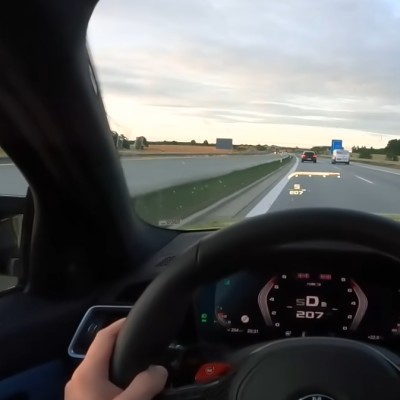 ΕΛΑΣ: Επιασε οδηγό από τα social media – Έφαγε πρόστιμο 2.000 ευρώ