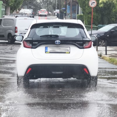 Ο κρυφός κίνδυνος στις πρώτες βροχές – Τι πρέπει να ξέρεις