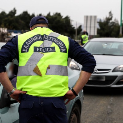 Δεν λυπήθηκε κανέναν η Αστυνομία – Δες πόσους έγραψε Χριστούγεννα και Πρωτοχρονιά