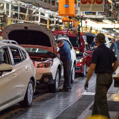 Αυτή η εταιρεία κατασκευάζει τα καλύτερα αυτοκίνητα - Κέρδισε την BMW